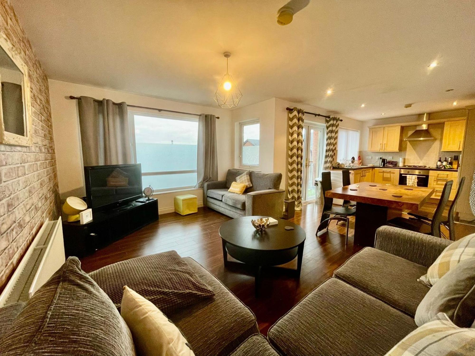 2 Bedroom City-Centre Apartment With Free Parking Belfast Exterior foto